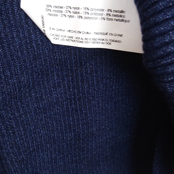 New Ribbed Sparkly Knit V Neck Cold Shoulder Stretchy Sweater Top - Picture 8 of 14